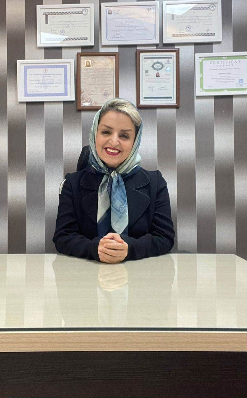 بیوگرافی مهرنوش مطیعی